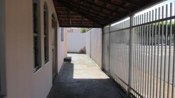 Alugar Casa / Padr&atilde;o em S&atilde;o Jos&eacute; do Rio Preto R$ 970,38 - Foto 10