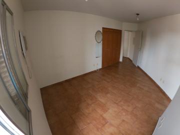 Alugar Apartamento / Padr&atilde;o em S&atilde;o Jos&eacute; do Rio Preto R$ 550,00 - Foto 2