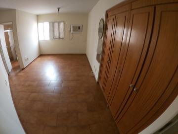 Alugar Apartamento / Padr&atilde;o em S&atilde;o Jos&eacute; do Rio Preto. apenas R$ 550,00