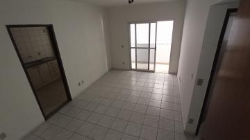 Alugar Apartamento / Padr&atilde;o em S&atilde;o Jos&eacute; do Rio Preto. apenas R$ 800,00