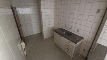Alugar Apartamento / Padr&atilde;o em S&atilde;o Jos&eacute; do Rio Preto R$ 800,00 - Foto 4