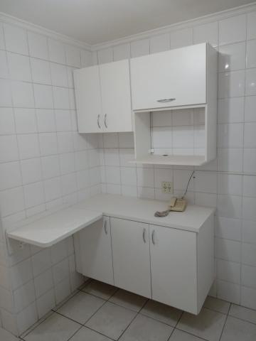 Alugar Apartamento / Padr&atilde;o em S&atilde;o Jos&eacute; do Rio Preto R$ 1.250,00 - Foto 8