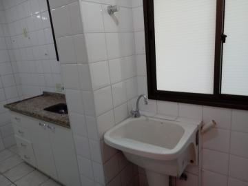 Alugar Apartamento / Padr&atilde;o em S&atilde;o Jos&eacute; do Rio Preto R$ 1.250,00 - Foto 12