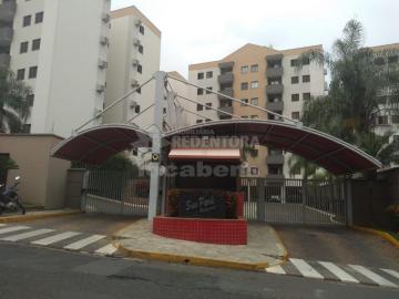 Alugar Apartamento / Padr&atilde;o em S&atilde;o Jos&eacute; do Rio Preto R$ 1.250,00 - Foto 18