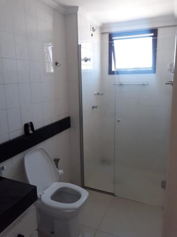 Alugar Apartamento / Padr&atilde;o em S&atilde;o Jos&eacute; do Rio Preto R$ 1.900,00 - Foto 5