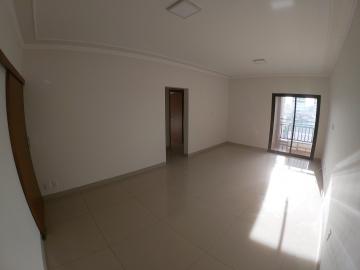 Alugar Apartamento / Padr&atilde;o em S&atilde;o Jos&eacute; do Rio Preto R$ 2.200,00 - Foto 3