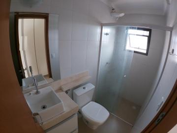 Alugar Apartamento / Padr&atilde;o em S&atilde;o Jos&eacute; do Rio Preto R$ 2.200,00 - Foto 12