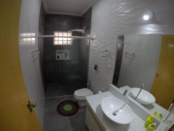 Alugar Casa / Condom&iacute;nio em S&atilde;o Jos&eacute; do Rio Preto R$ 6.000,00 - Foto 16