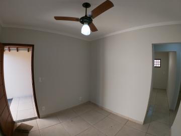 Alugar Casa / Padr&atilde;o em S&atilde;o Jos&eacute; do Rio Preto R$ 1.000,00 - Foto 4