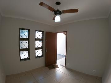 Alugar Casa / Padr&atilde;o em S&atilde;o Jos&eacute; do Rio Preto R$ 1.000,00 - Foto 5