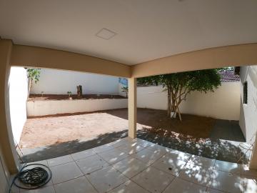 Alugar Casa / Padr&atilde;o em S&atilde;o Jos&eacute; do Rio Preto R$ 1.000,00 - Foto 17