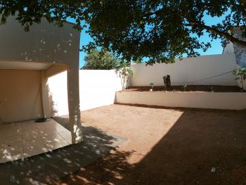 Alugar Casa / Padr&atilde;o em S&atilde;o Jos&eacute; do Rio Preto R$ 1.000,00 - Foto 21