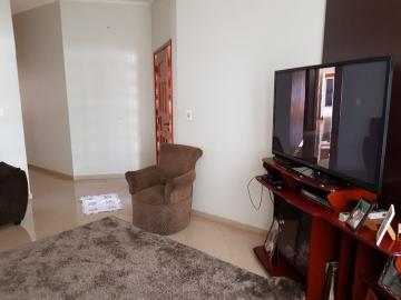 Comprar Casa / Padr&atilde;o em Mirassol R$ 440.000,00 - Foto 19
