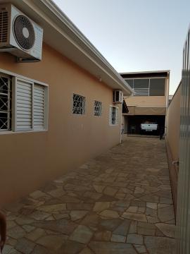 Comprar Casa / Padr&atilde;o em Mirassol R$ 440.000,00 - Foto 40