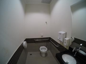 Alugar Comercial / Pr&eacute;dio Inteiro em S&atilde;o Jos&eacute; do Rio Preto R$ 21.500,00 - Foto 16