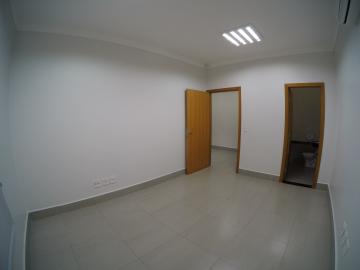 Alugar Comercial / Pr&eacute;dio Inteiro em S&atilde;o Jos&eacute; do Rio Preto R$ 21.500,00 - Foto 25