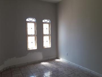 Alugar Casa / Padr&atilde;o em S&atilde;o Jos&eacute; do Rio Preto R$ 1.300,00 - Foto 2