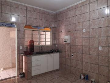 Alugar Casa / Padr&atilde;o em S&atilde;o Jos&eacute; do Rio Preto R$ 1.300,00 - Foto 3