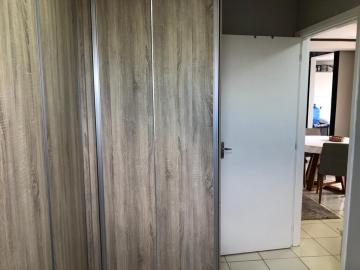 Alugar Apartamento / Padr&atilde;o em S&atilde;o Jos&eacute; do Rio Preto R$ 1.200,00 - Foto 10