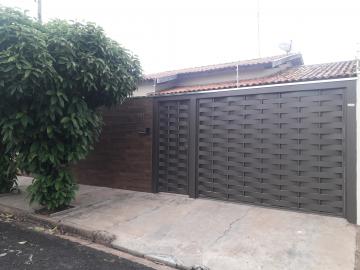 Alugar Casa / Padr&atilde;o em S&atilde;o Jos&eacute; do Rio Preto. apenas R$ 270.000,00