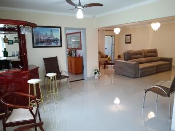 Alugar Casa / Padr&atilde;o em S&atilde;o Jos&eacute; do Rio Preto. apenas R$ 700.000,00