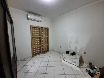 Alugar Casa / Sobrado em S&atilde;o Jos&eacute; do Rio Preto R$ 2.500,00 - Foto 9