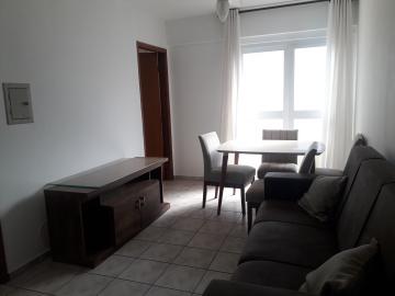 Alugar Apartamento / Padr&atilde;o em S&atilde;o Jos&eacute; do Rio Preto R$ 900,00 - Foto 2