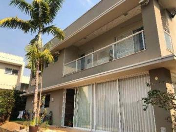 Casa / Condom&iacute;nio em S&atilde;o Jos&eacute; do Rio Preto 