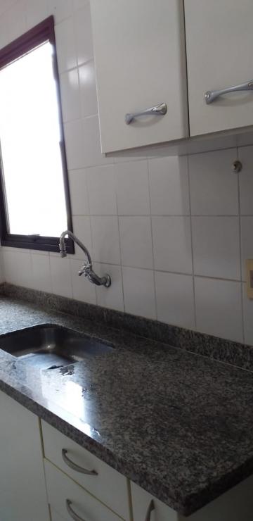 Comprar Apartamento / Padr&atilde;o em S&atilde;o Jos&eacute; do Rio Preto R$ 390.000,00 - Foto 9