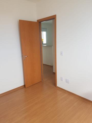 Alugar Apartamento / Padr&atilde;o em S&atilde;o Jos&eacute; do Rio Preto R$ 500,00 - Foto 7