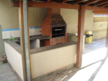 Alugar Apartamento / Padr&atilde;o em S&atilde;o Jos&eacute; do Rio Preto. apenas R$ 800,00