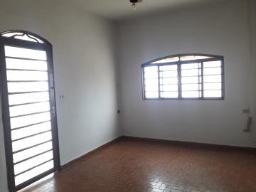 Alugar Casa / Padr&atilde;o em S&atilde;o Jos&eacute; do Rio Preto R$ 1.200,00 - Foto 4