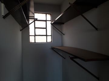 Alugar Casa / Padr&atilde;o em S&atilde;o Jos&eacute; do Rio Preto R$ 1.200,00 - Foto 14