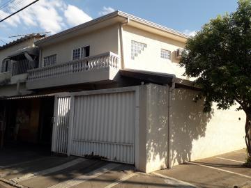 Alugar Casa / Sobrado em S&atilde;o Jos&eacute; do Rio Preto. apenas R$ 2.000,00