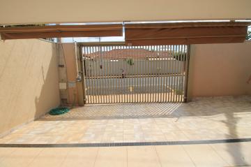 Alugar Casa / Padr&atilde;o em S&atilde;o Jos&eacute; do Rio Preto. apenas R$ 2.250,00