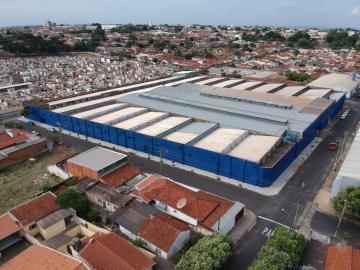 Comprar Comercial / Sal&atilde;o em Mirassol - Foto 2