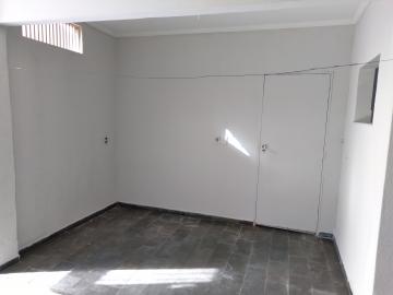 Alugar Casa / Padr&atilde;o em S&atilde;o Jos&eacute; do Rio Preto R$ 1.750,00 - Foto 22