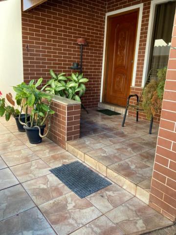 Comprar Casa / Padr&atilde;o em Guapia&ccedil;u R$ 800.000,00 - Foto 2