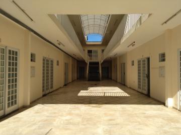 Alugar Comercial / Sal&atilde;o em S&atilde;o Jos&eacute; do Rio Preto. apenas R$ 7.000,00