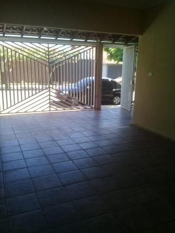 Comprar Casa / Padr&atilde;o em Mirassol R$ 380.000,00 - Foto 2