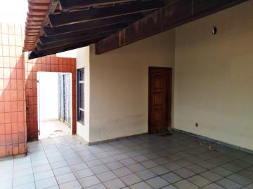 Alugar Casa / Padr&atilde;o em S&atilde;o Jos&eacute; do Rio Preto R$ 1.700,00 - Foto 2