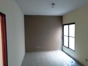 Alugar Casa / Padr&atilde;o em S&atilde;o Jos&eacute; do Rio Preto R$ 1.700,00 - Foto 9