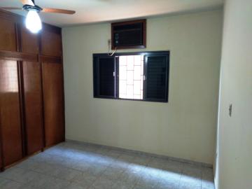Alugar Casa / Padr&atilde;o em S&atilde;o Jos&eacute; do Rio Preto R$ 1.700,00 - Foto 19
