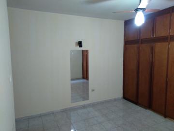 Alugar Casa / Padr&atilde;o em S&atilde;o Jos&eacute; do Rio Preto R$ 1.700,00 - Foto 20