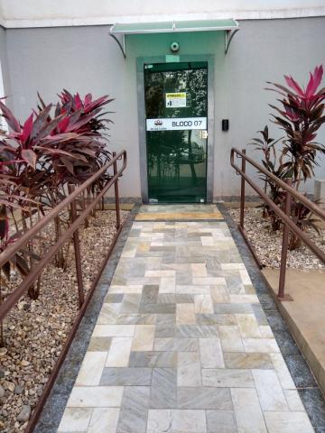 Comprar Apartamento / Padr&atilde;o em S&atilde;o Jos&eacute; do Rio Preto R$ 170.000,00 - Foto 14