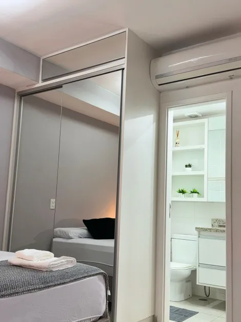 Alugar Apartamento / Studio em S&atilde;o Jos&eacute; do Rio Preto R$ 2.100,00 - Foto 5