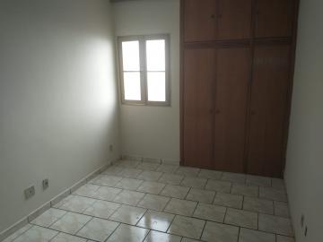 Alugar Apartamento / Padr&atilde;o em S&atilde;o Jos&eacute; do Rio Preto R$ 700,00 - Foto 11