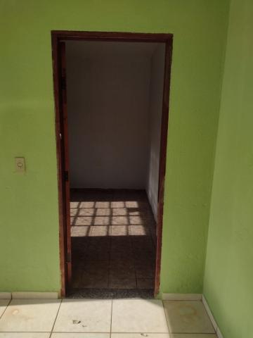 Alugar Casa / Padr&atilde;o em S&atilde;o Jos&eacute; do Rio Preto R$ 900,00 - Foto 8