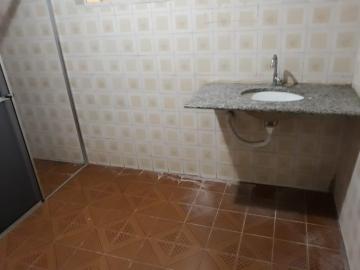 Alugar Casa / Padr&atilde;o em S&atilde;o Jos&eacute; do Rio Preto R$ 900,00 - Foto 3