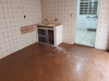 Alugar Casa / Padr&atilde;o em S&atilde;o Jos&eacute; do Rio Preto R$ 900,00 - Foto 6